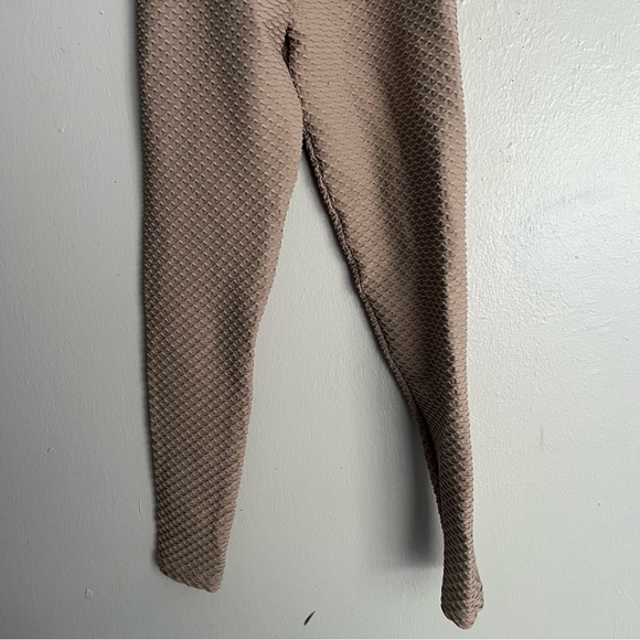 Booty by Brabants Brown Leggings Sleek Form-Fitting Croco Size Small-Large - Picture 5 of 12